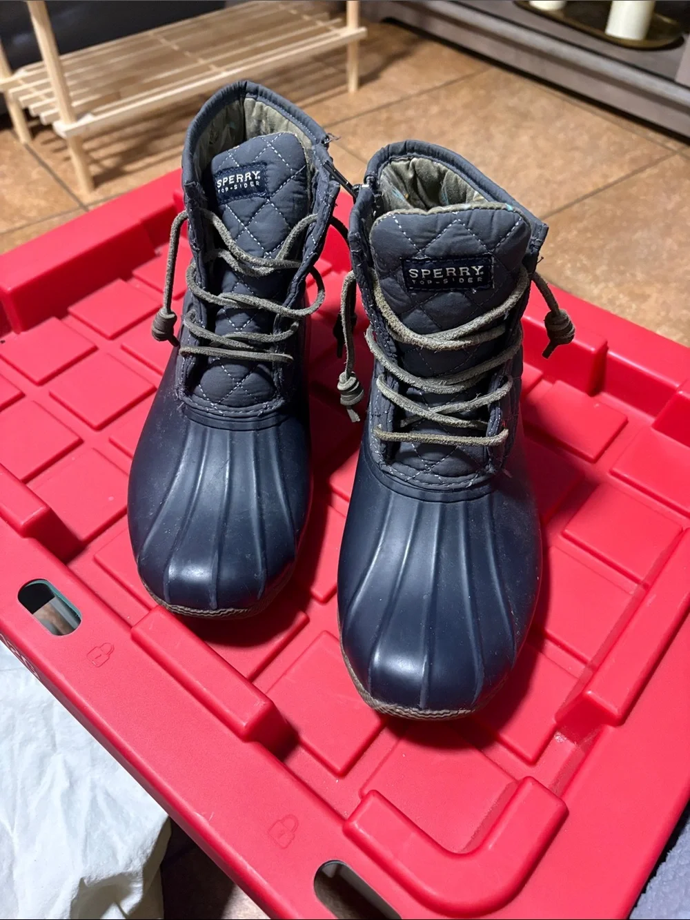 Sperry quilted upper